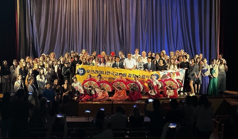Проведення церемонії завершення навчання та наради викладачів за підсумками весняного семестру 2026 року (22 травня 2026 року)